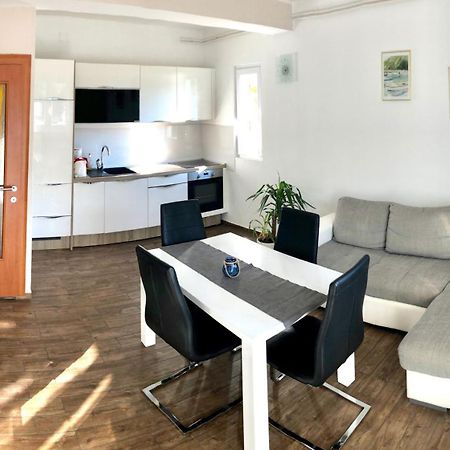 Apartments & Rooms Formenti Skradin Habitación foto